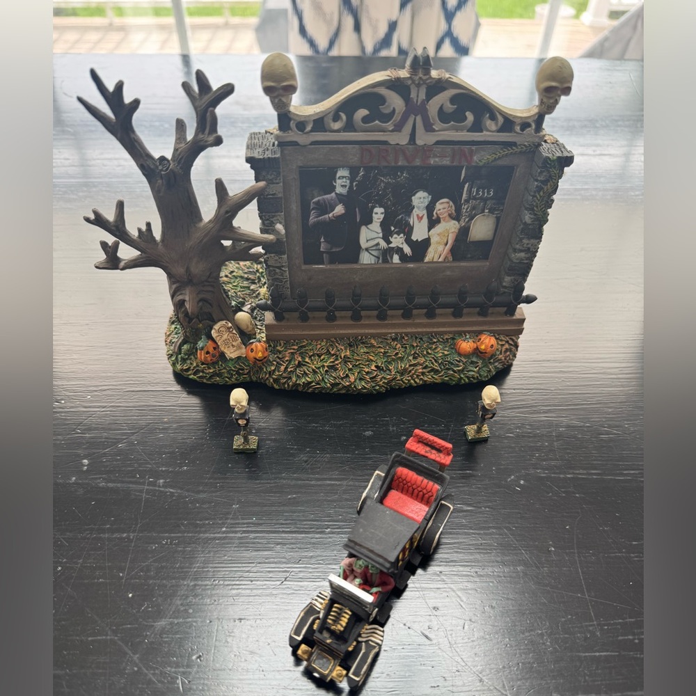 The Munsters Drive-In Hawthorne Village Halloween Figurines and Collectibles